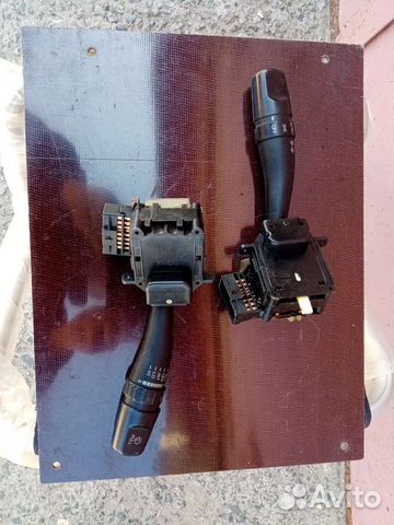 Переключатель подрулевой Хундай Элантра 3 XD