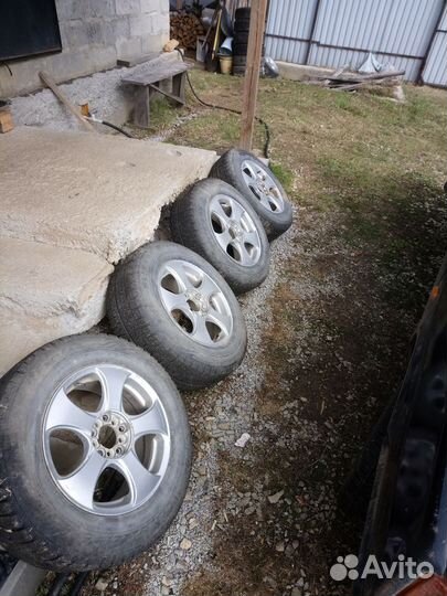 Bridgestone Blizzak Revo GZ 215/65 R16