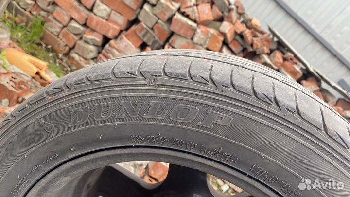 Dunlop SP Sport LM704 205/55 R16