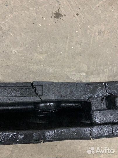 Абсорбер Toyota Land Cruiser 200 2016