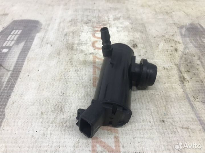 Моторчик омывателя фар Toyota Camry V70