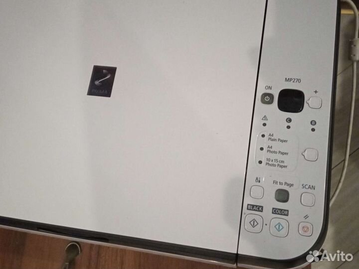 Цветной принтер для печати фото и ч/б текстов