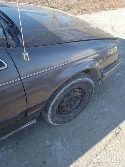 Крыло переднее правое Ford Taurus 1 Форд Таурус 1