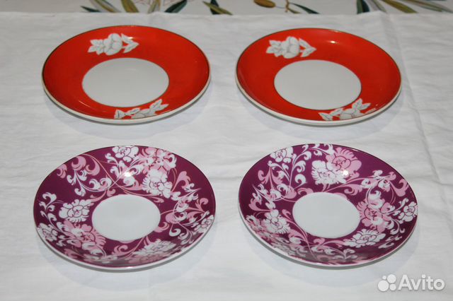 Чашки, блюдца, бокалы, кружки, стаканы, сахарница