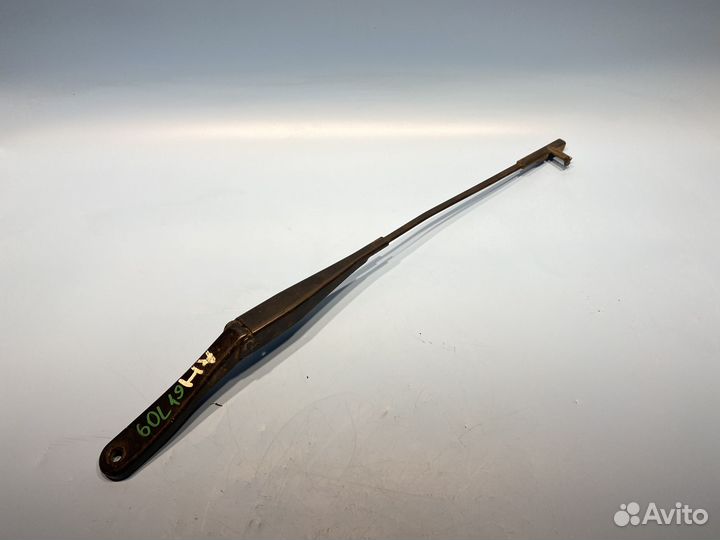 Поводок стеклоочистителя левый для Opel Astra H