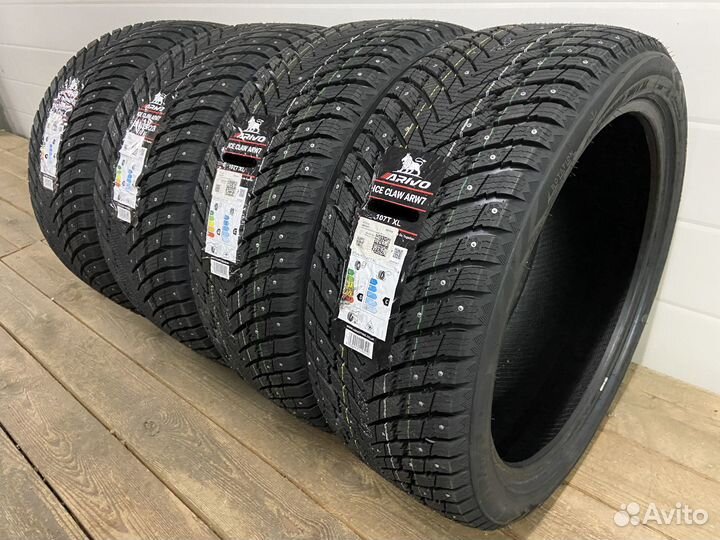 Arivo Ice Claw ARW7 275/40 R20 102T