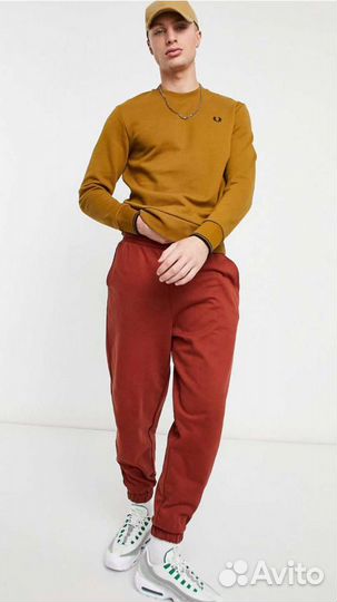 Свитшот Fred Perry