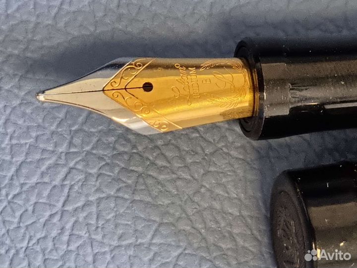 Перьевая ручка Laban