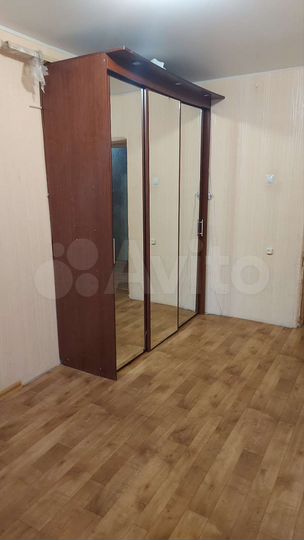 3-к. квартира, 60 м², 2/10 эт.