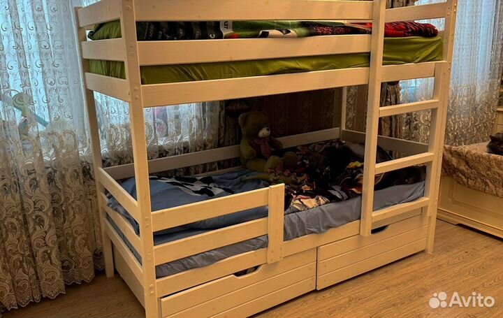 Двухъярусная кровать новая
