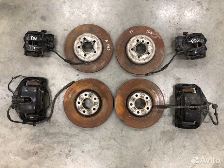 Комплект тормозов Bmw 5 F10 N63B44A 12.16.2010