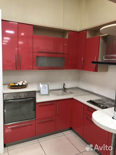 Кухонные гарнитуры