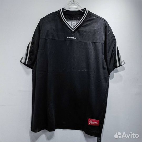 Футболка supreme