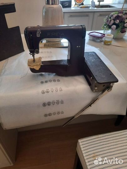 Швейная машинка фрейя
