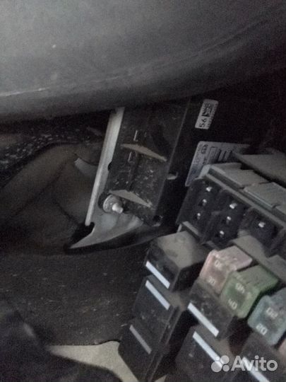 Блок предохранителей Ford Transit 155 2.2 2014г