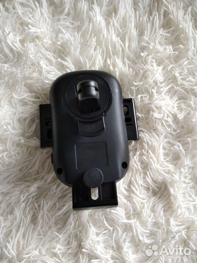 Держатель для телефона автомобильный с зарядкой