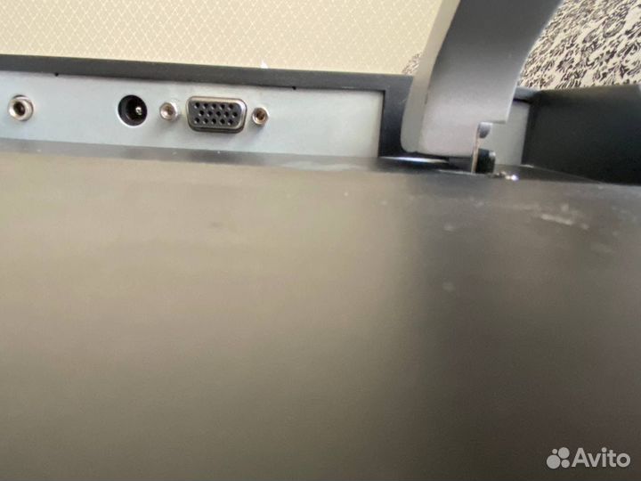 Монитор matrix ‘17 с колонками