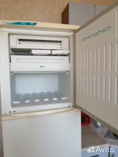 Холодильник бу Stinol