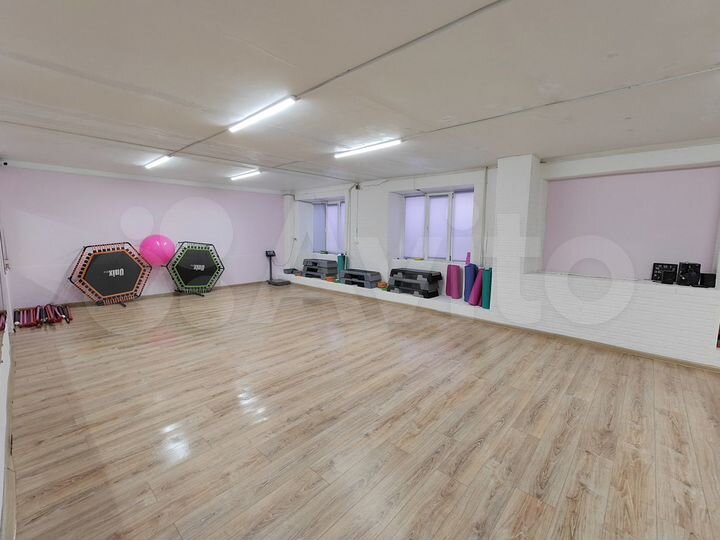 Свободного назначения, 297 м²