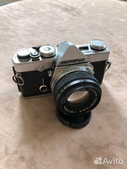 Плёночный фотоаппарат Olympus om 1N + 50/1.8