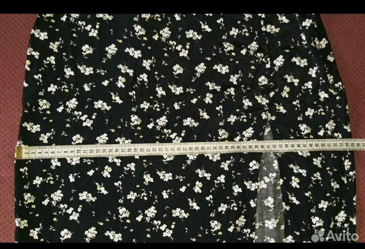 Юбка с разрезом