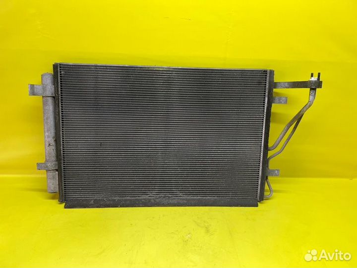 Радиатор кондиционера Kia Forte седан G4FC 2010