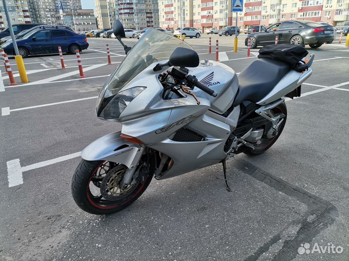 Honda VFR 800