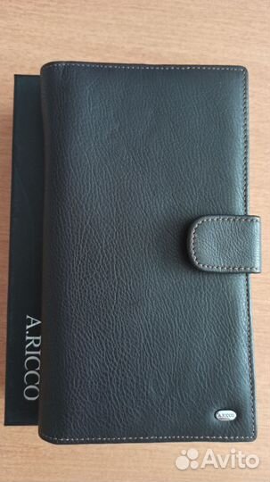 Мужское кожаное портмоне