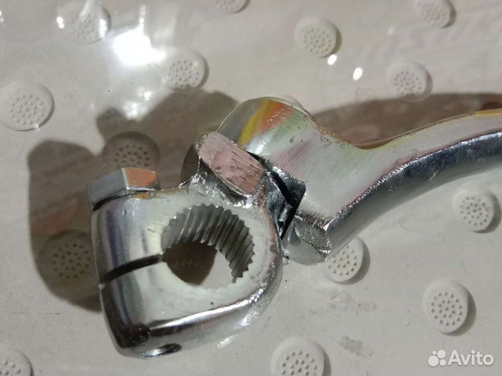 Заводная лапка на мотоцикл