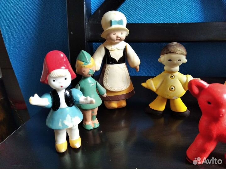 Игрушки СССР колкий пластик