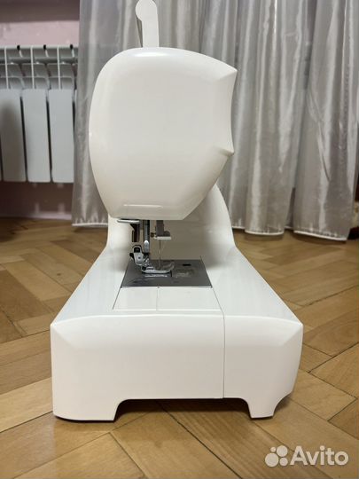 Швейная машина Singer