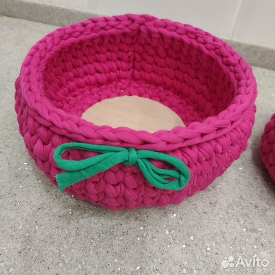 Корзиночки вязанные для интерьера и хранения