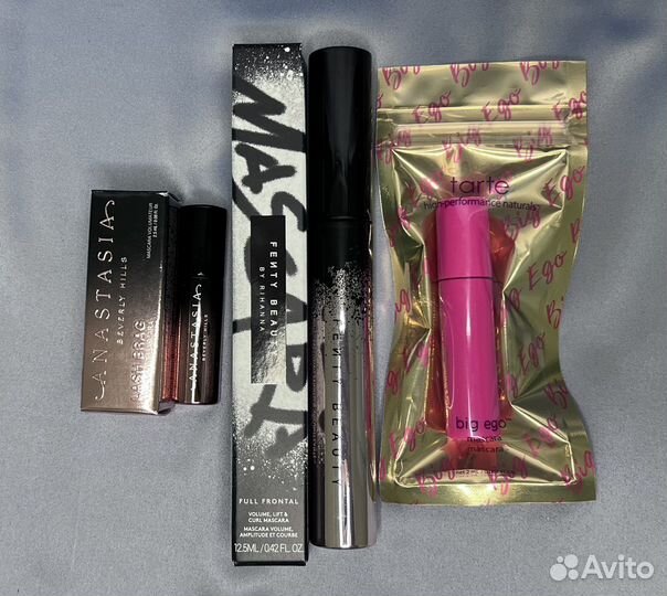 Продукты для глаз в ассортименте