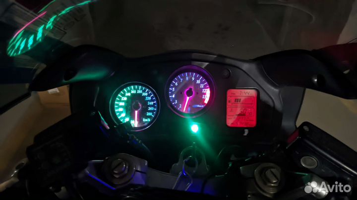 Honda VFR800 5 колено