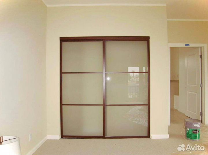 Стеклянная перегородка