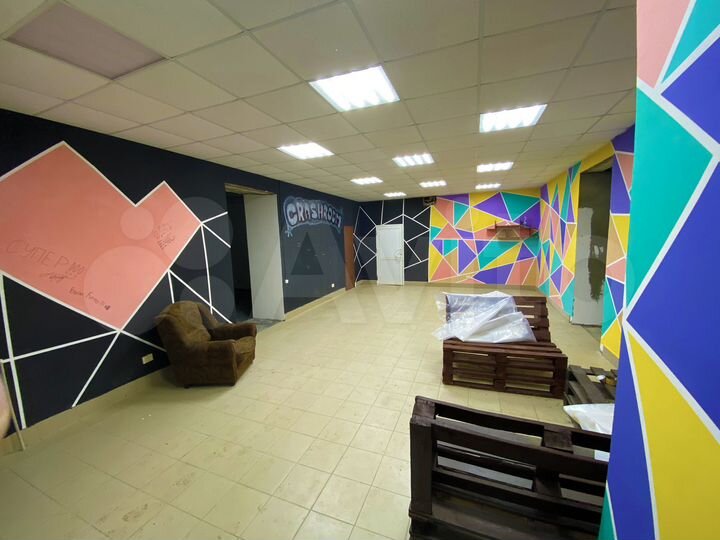 Свободного назначения, 300 м²