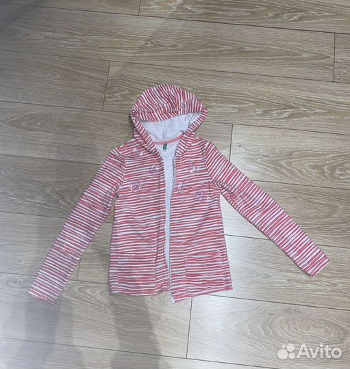 Кофта с капюшоном для девочки