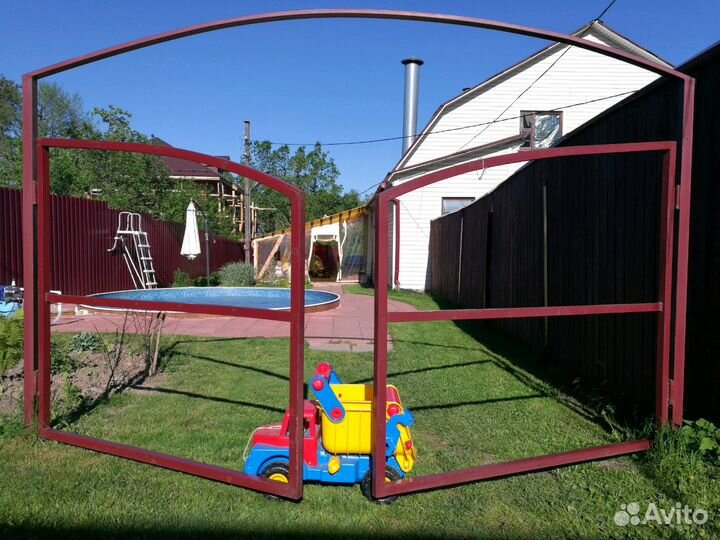 Ворота на барных петлях