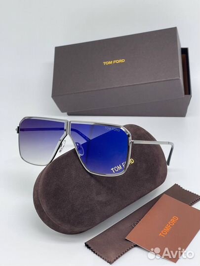 Солнцезащитные очки Tom Ford