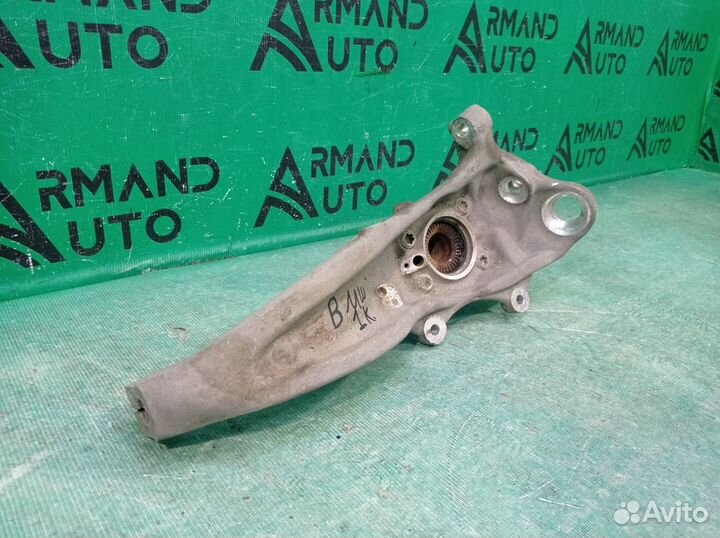 Кулак поворотный передний левый Bmw 5 Series G30