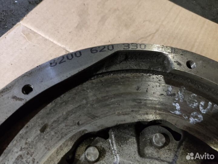 Маховик + комплект сцепления 2.0DCI Рено Лагуна 2