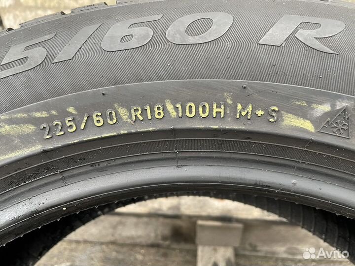 Pirelli Winter Sottozero 3 225/60 R18