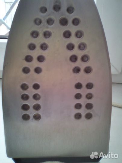 Утюг с отпаривателем и регулятором Фея 233