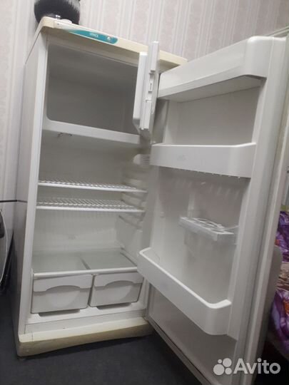 Холодильник Stinol