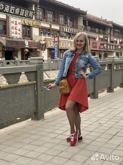 Байер Посредник в Китае Poizon 1688 Taobao