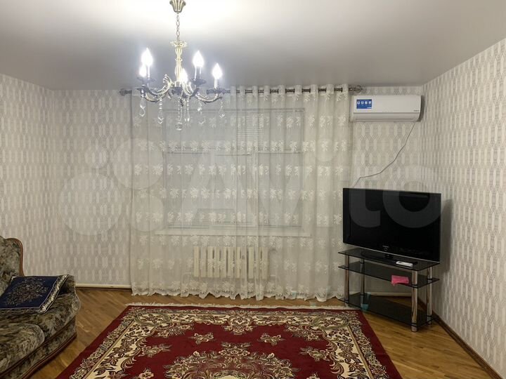 Комната 50 м² в 1-к., 1/2 эт.