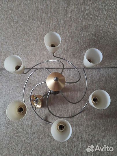 Люстра 6-ти рожковая, размер 50х47 см