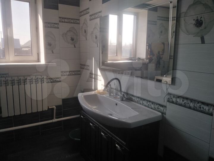 Дом 67 м² на участке 10 га