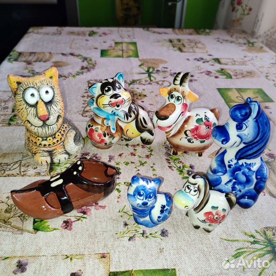 Сувениры фигурки фарфоровые/керимические