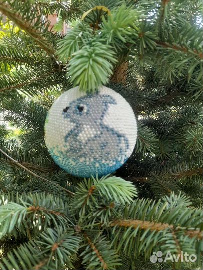 Новогодний шар из бисера